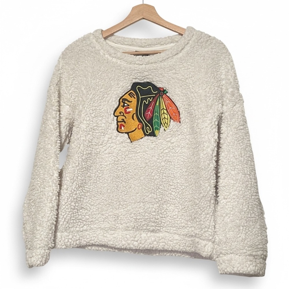 Chicago Blackhawks Sherpa Pullover Girls Large Cream Cozy Metallic Accent Hockey